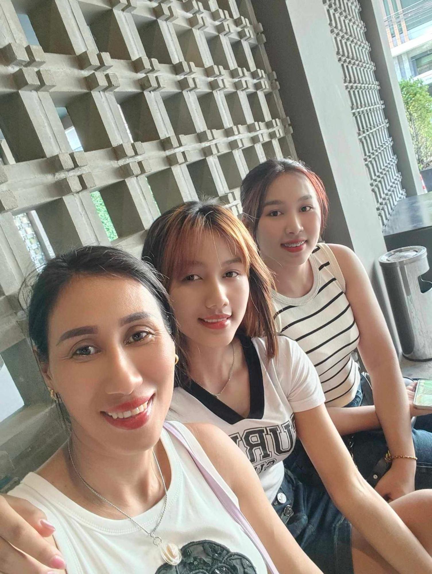Yuri Guesthouse Jomtien Beach Exterior photo